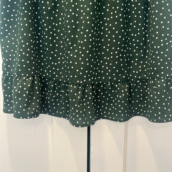SHEIN Green Polka Dot Dress size medium. - Picture 6 of 9